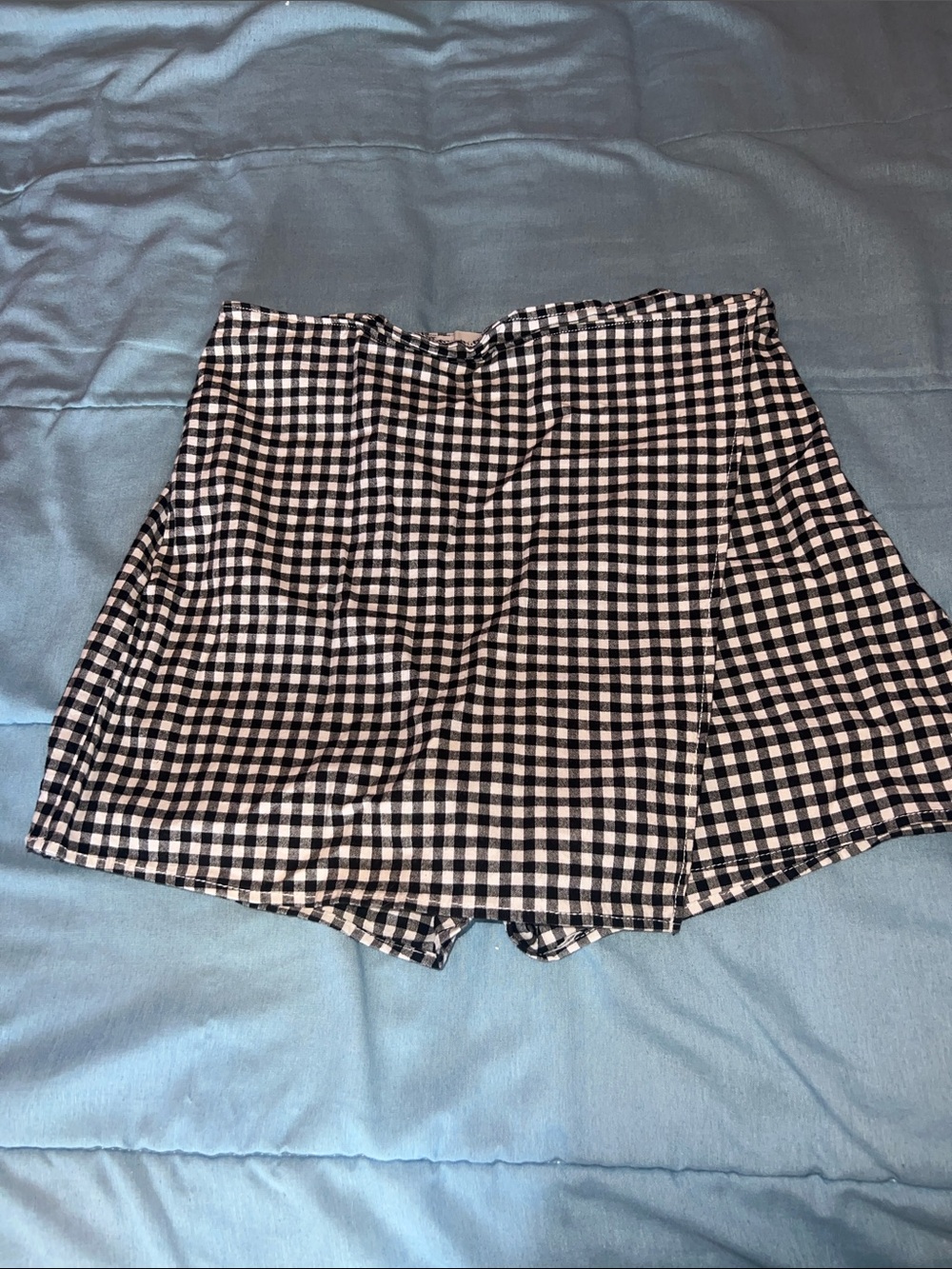 Hollister Black and White Gingham Skort
